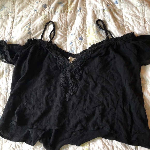 Forever 21 black lace shirt - Picture 1 of 2